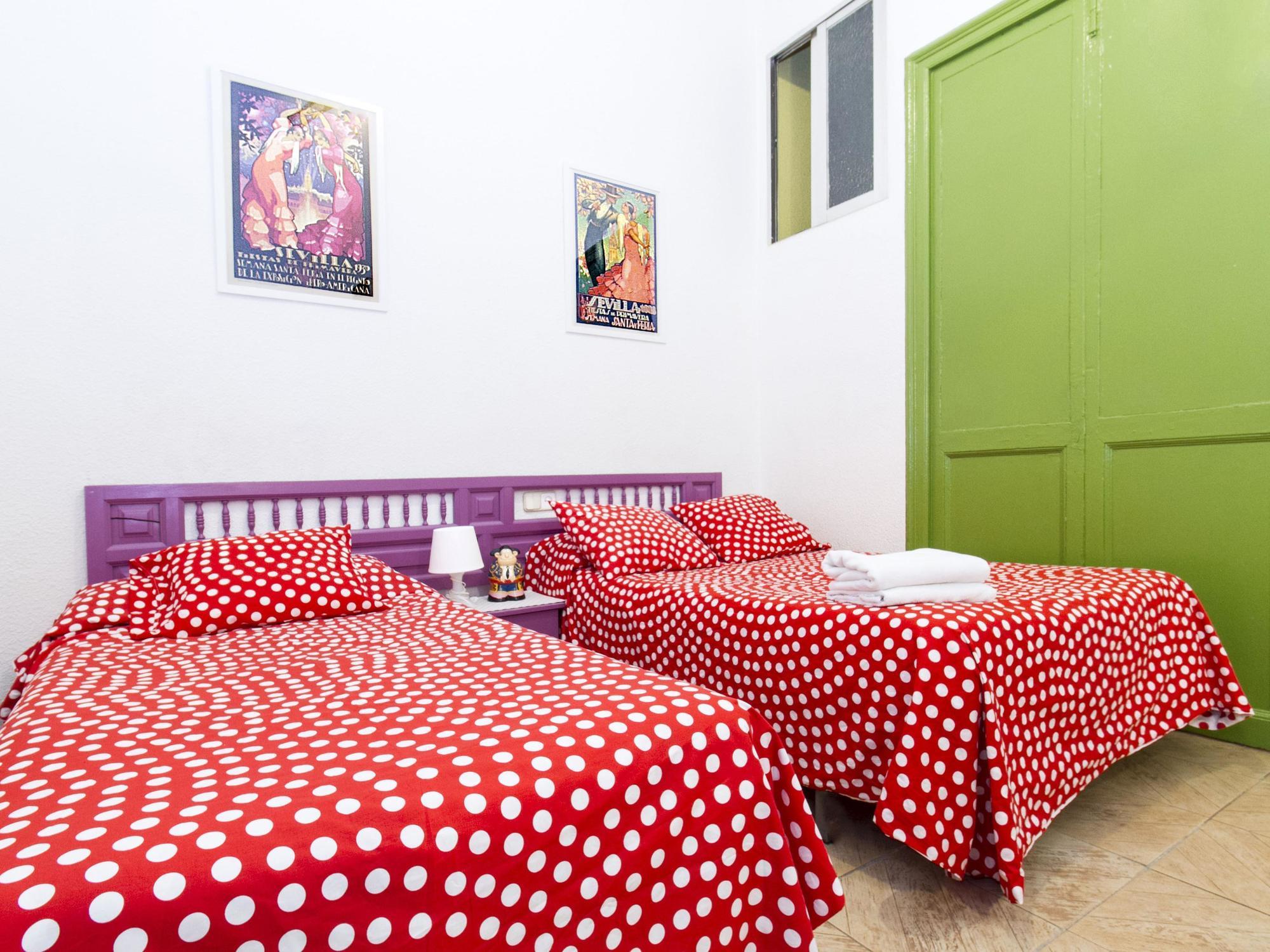 Hostal Bahia Madrid Buitenkant foto